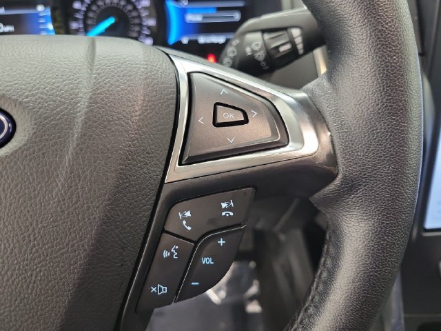 Certified 2024 Ford Edge Titanium AWD/4WD image 25