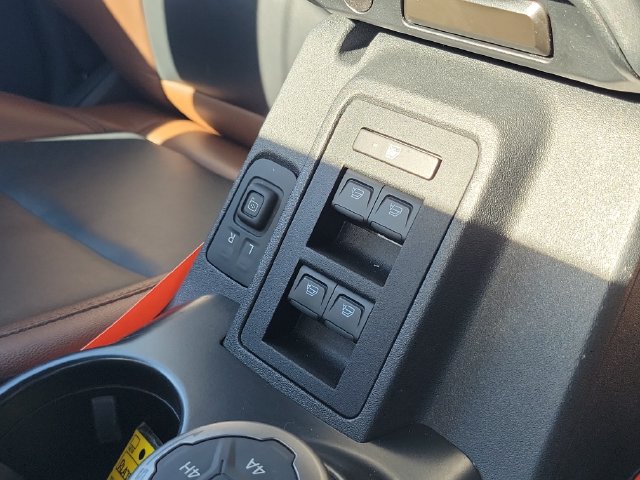Used 2024 Ford Bronco Outer Banks w/ Sasquatch Package AWD/4WD image 22