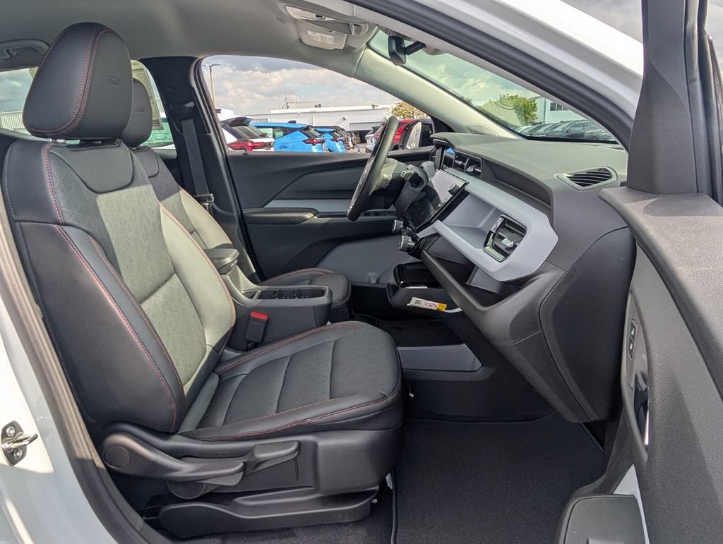 New 2027 Chevrolet Bolt RS FWD image 7