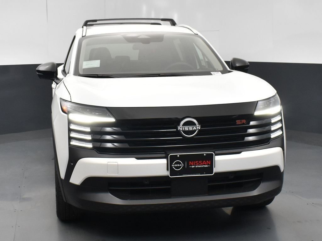 New 2026 Nissan Kicks SR w/ Cold Weather Package image 2