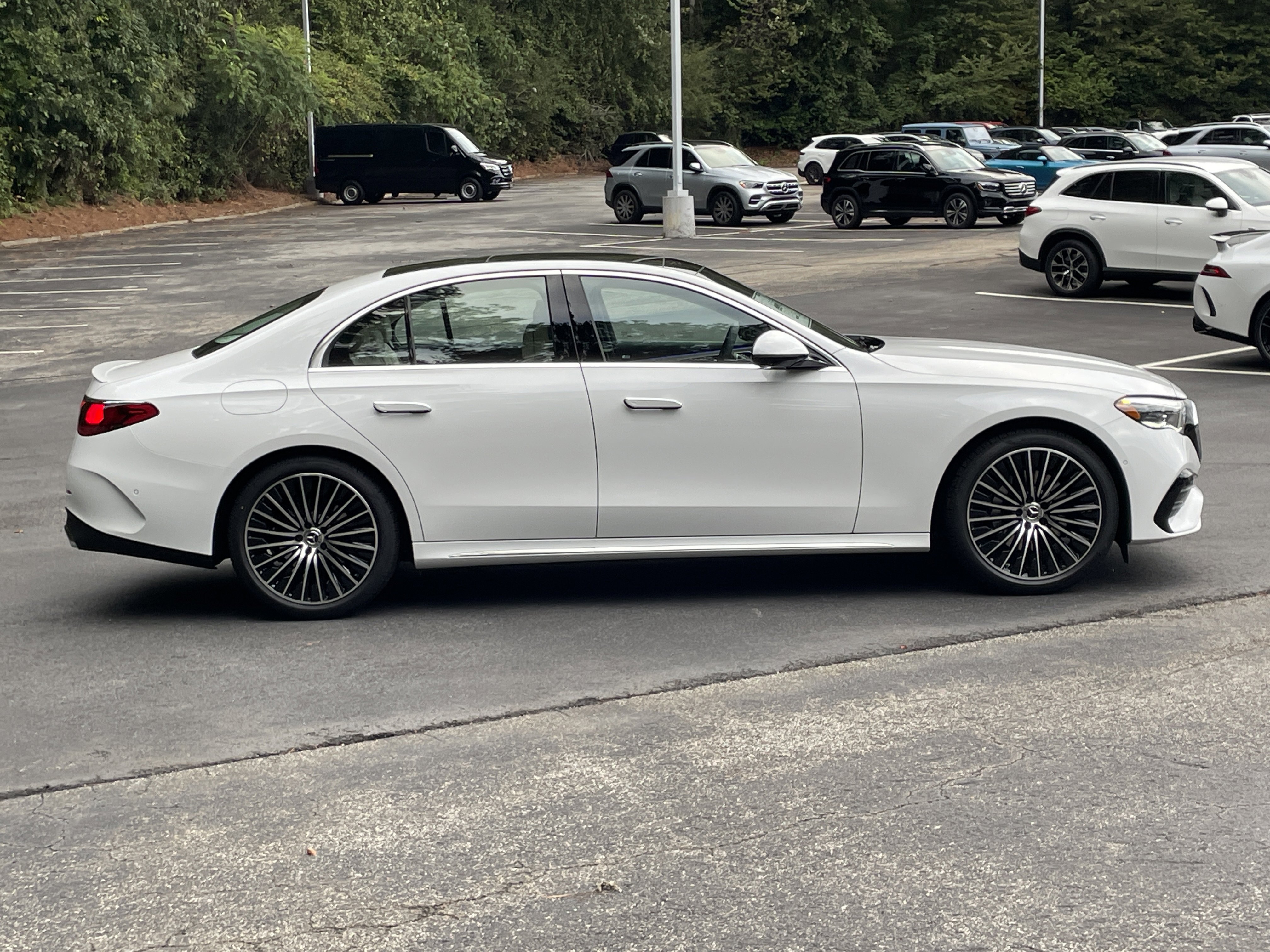 New 2026 Mercedes-Benz E 350 Sedan image 5
