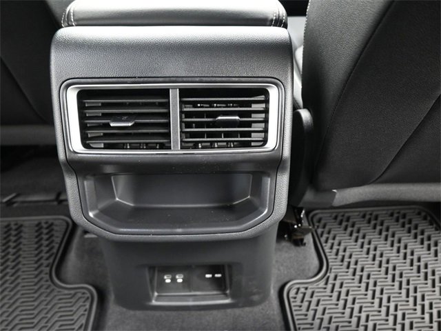 New 2026 Volkswagen Atlas Cross Sport SE image 29