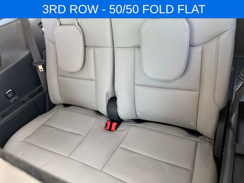 New 2026 Ford Explorer Active w/ Active Comfort Package image 23