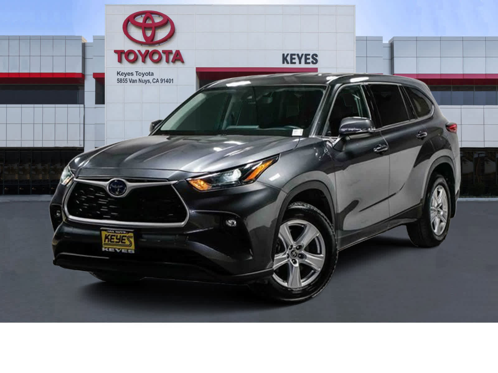 Used 2022 Toyota Highlander LE