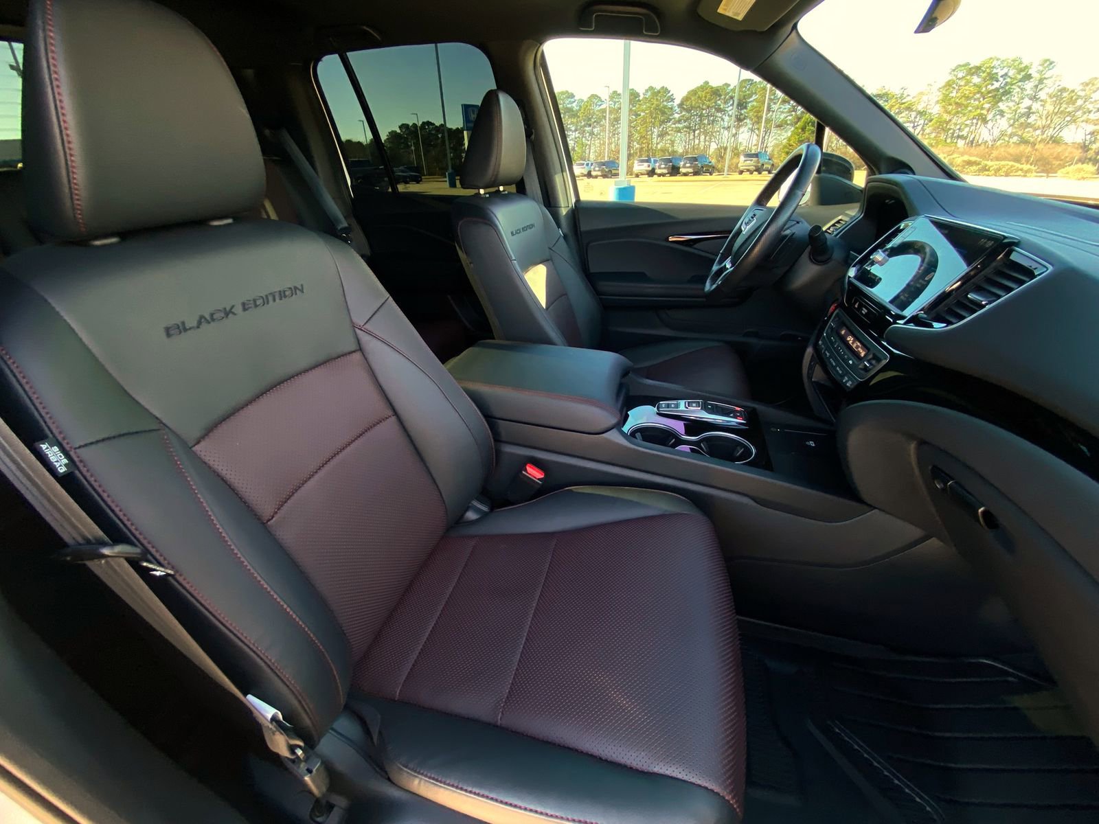 Used 2025 Honda Ridgeline Black Edition image 14
