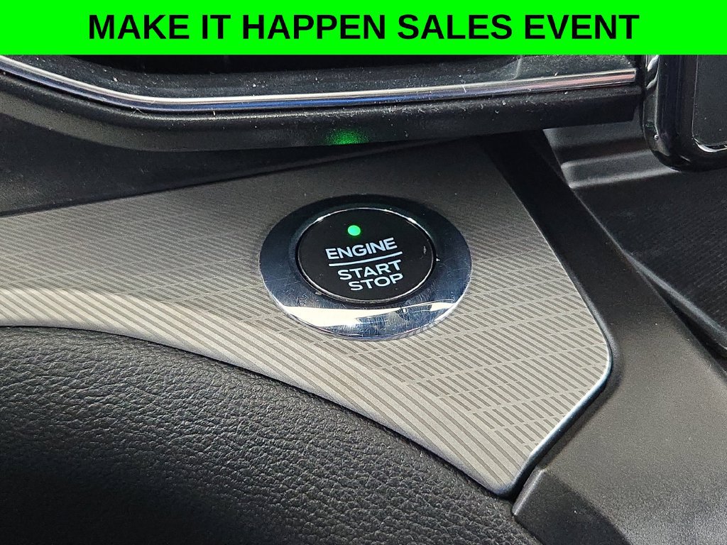 Used 2020 Ford Explorer XLT w/ Equipment Group 202A AWD/4WD image 20