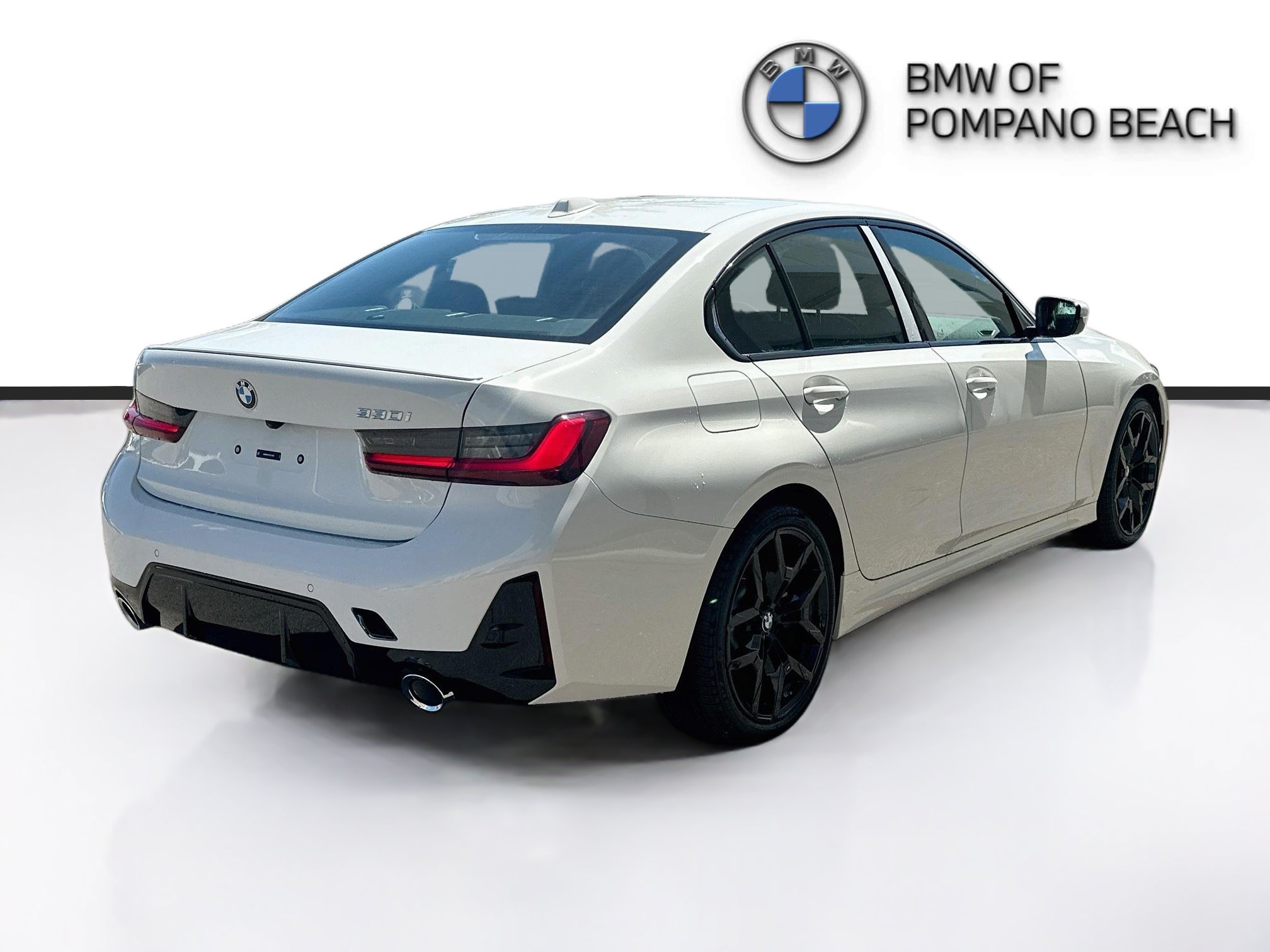 New 2026 BMW 330i Sedan w/ M Sport Package RWD image 6