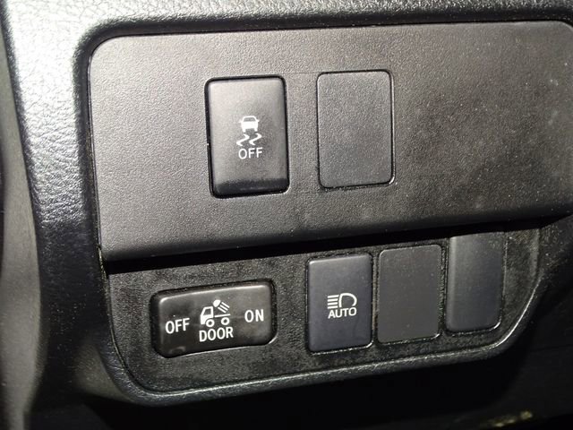 Used 2023 Toyota Tacoma SR AWD/4WD image 18