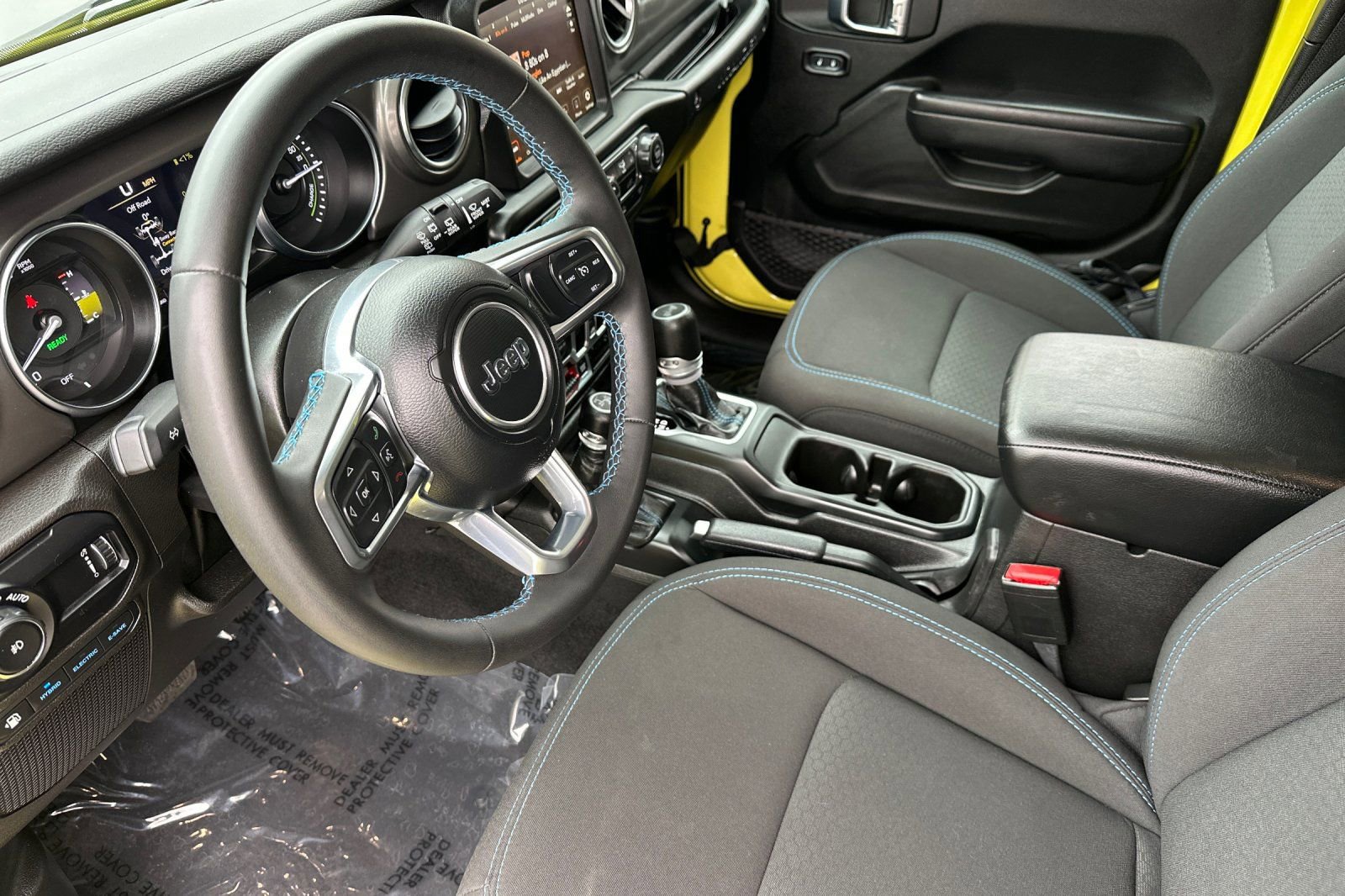 Used 2023 Jeep Wrangler Unlimited Rubicon 4xe AWD/4WD image 10