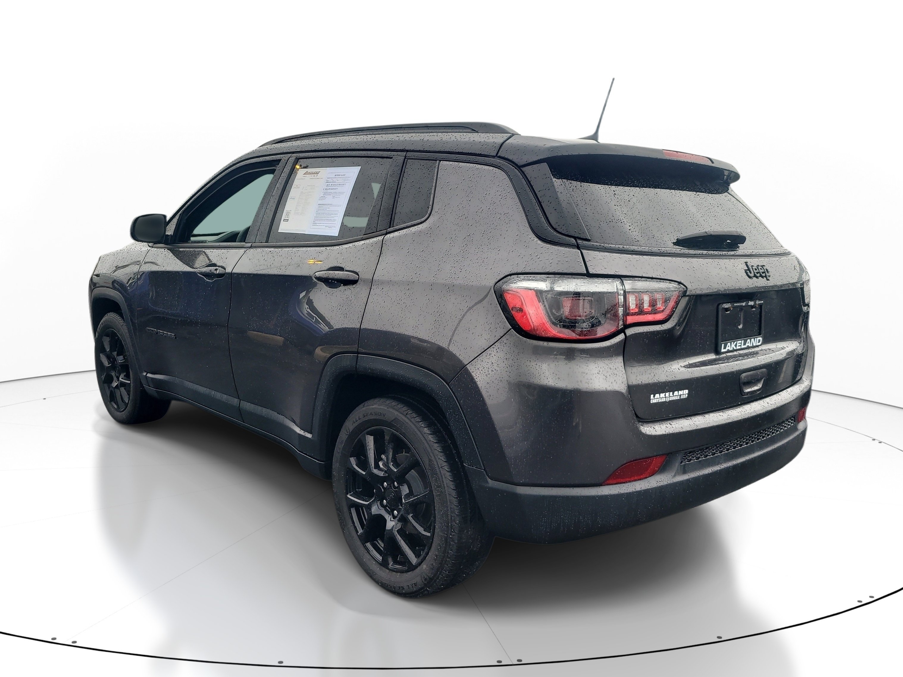 Used 2022 Jeep Compass Latitude FWD image 6