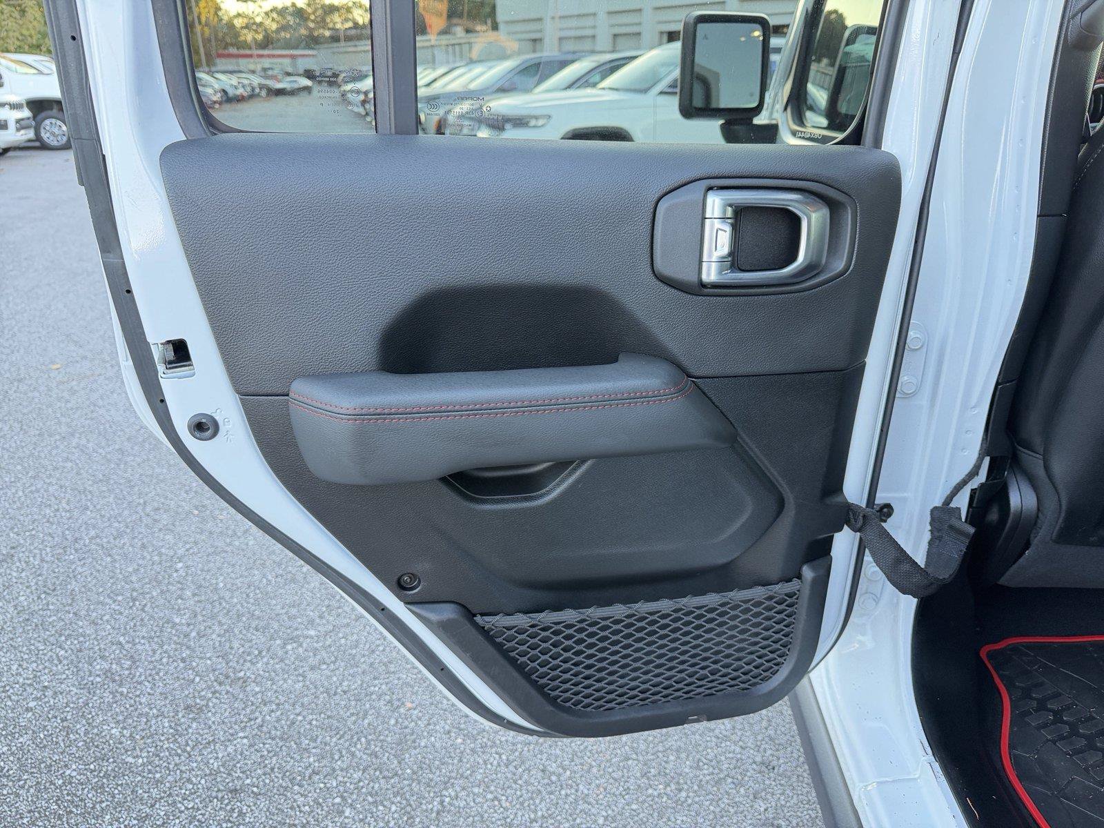 Used 2021 Jeep Wrangler Unlimited Rubicon AWD/4WD image 20