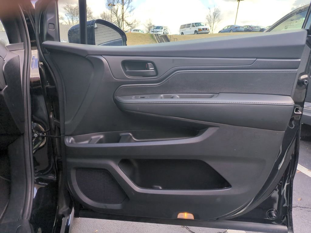 Used 2025 Honda Odyssey Sport-L image 34