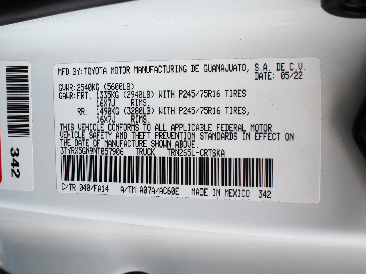 Used 2022 Toyota Tacoma SR RWD image 34