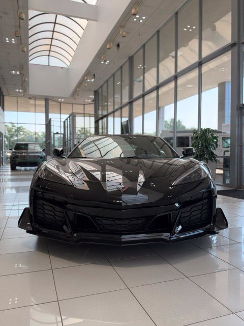 Used 2026 Chevrolet Corvette Z06 w/ Z07 Performance Package RWD image 5