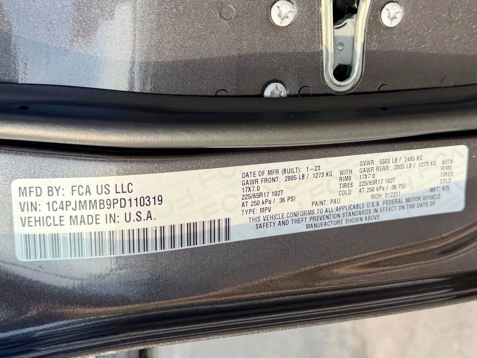 Used 2023 Jeep Cherokee Altitude Lux image 18