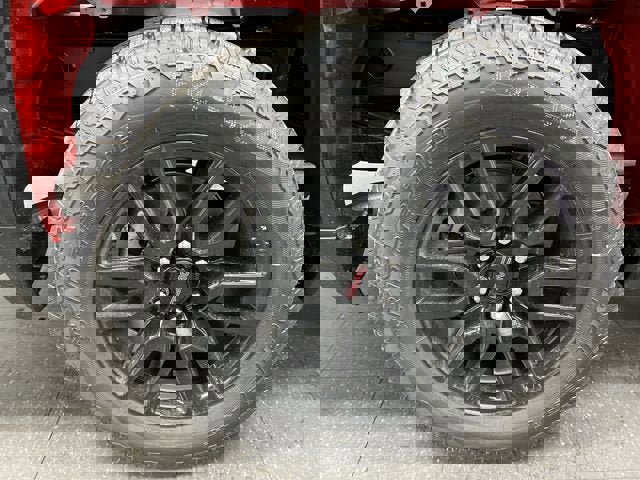 New 2026 GMC Sierra 1500 Elevation w/ Elevation Select Package AWD/4WD image 33