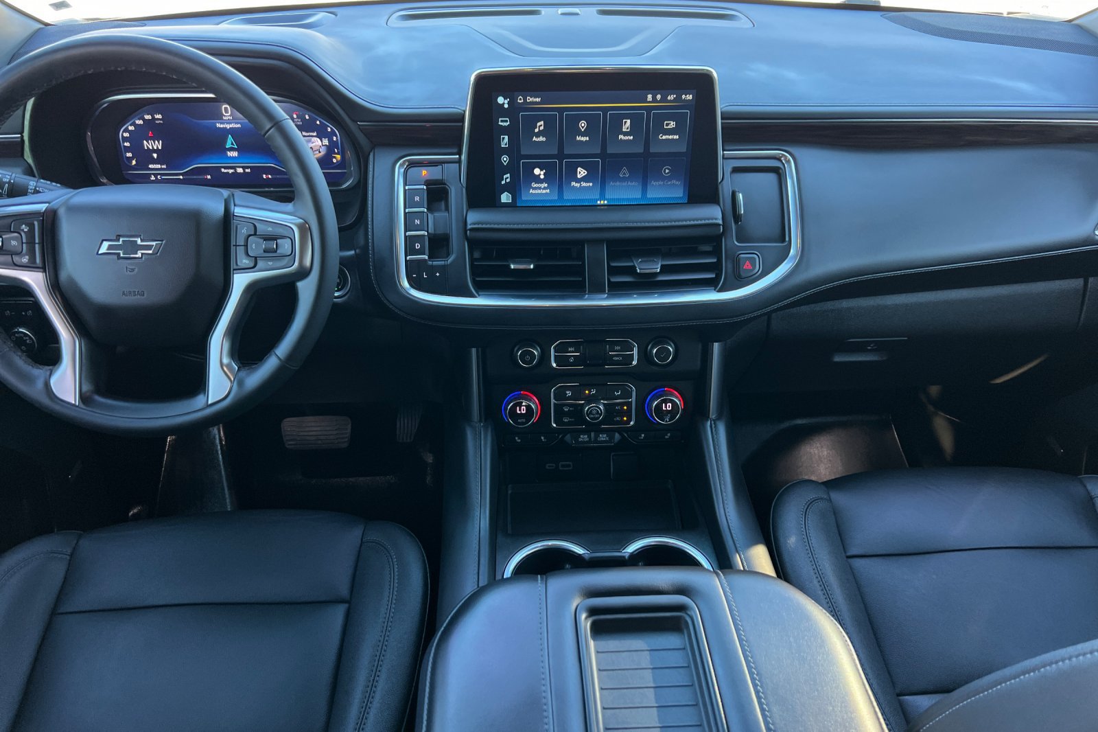 Used 2023 Chevrolet Tahoe Z71 w/ Luxury Package AWD/4WD image 15