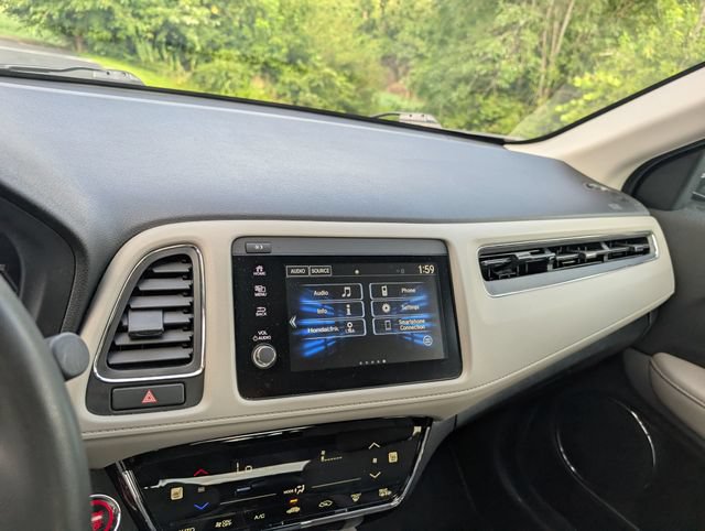 Used 2021 Honda HR-V EX image 21