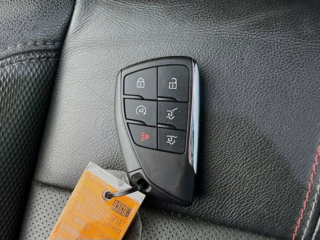 Used 2024 Chevrolet Suburban RST w/ Luxury Package image 32