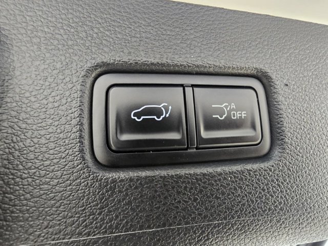 Used 2025 Kia Telluride S FWD image 32