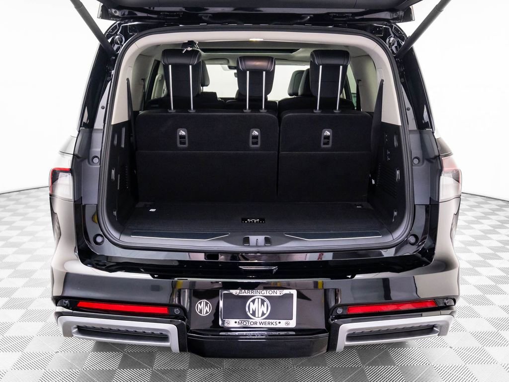 New 2026 INFINITI QX80 Luxe w/ Cargo Package image 28