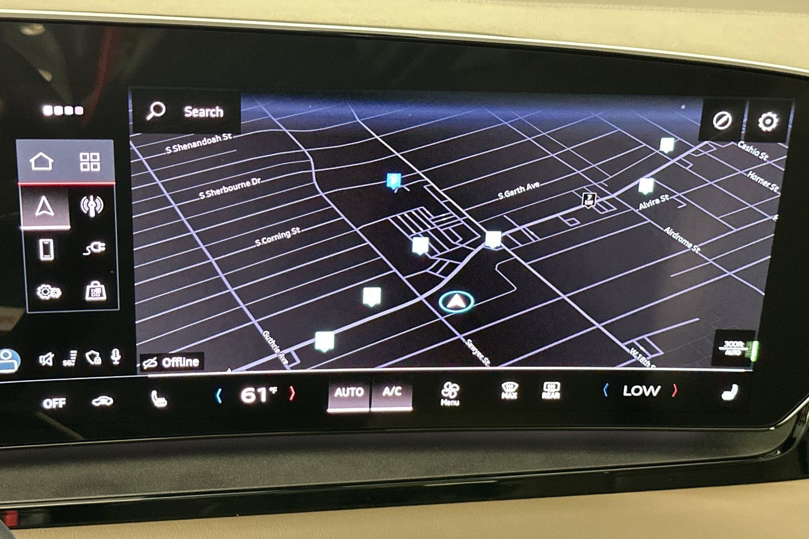 Used 2025 Audi Q6 e-tron Premium w/ Convenience Package image 18