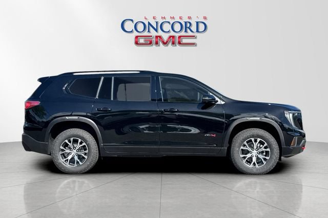 Used 2026 GMC Acadia AT4 AWD/4WD image 3