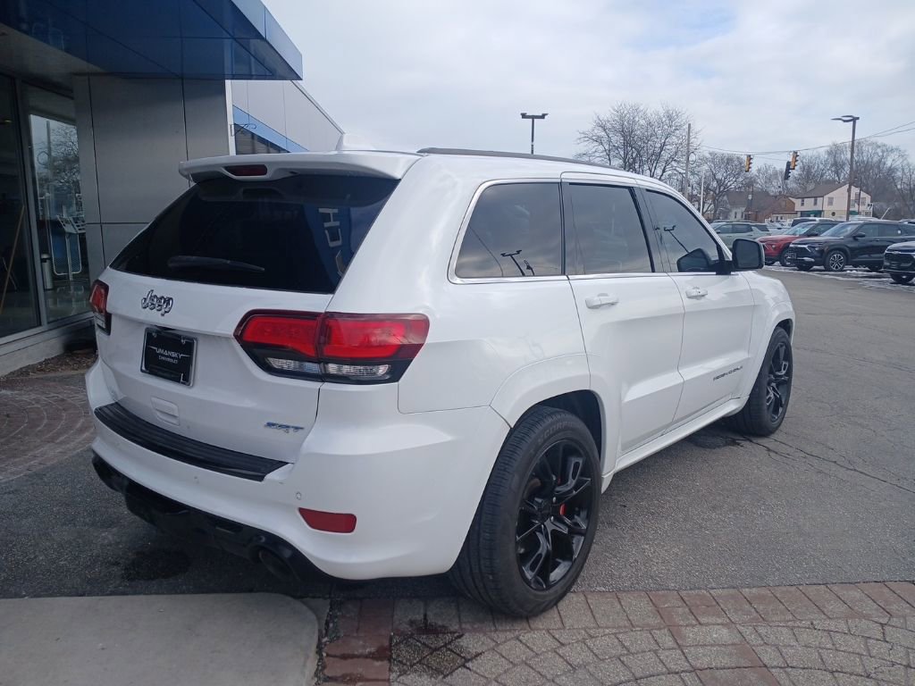 Used 2015 Jeep Grand Cherokee SRT w/ Luxury Group II image 8
