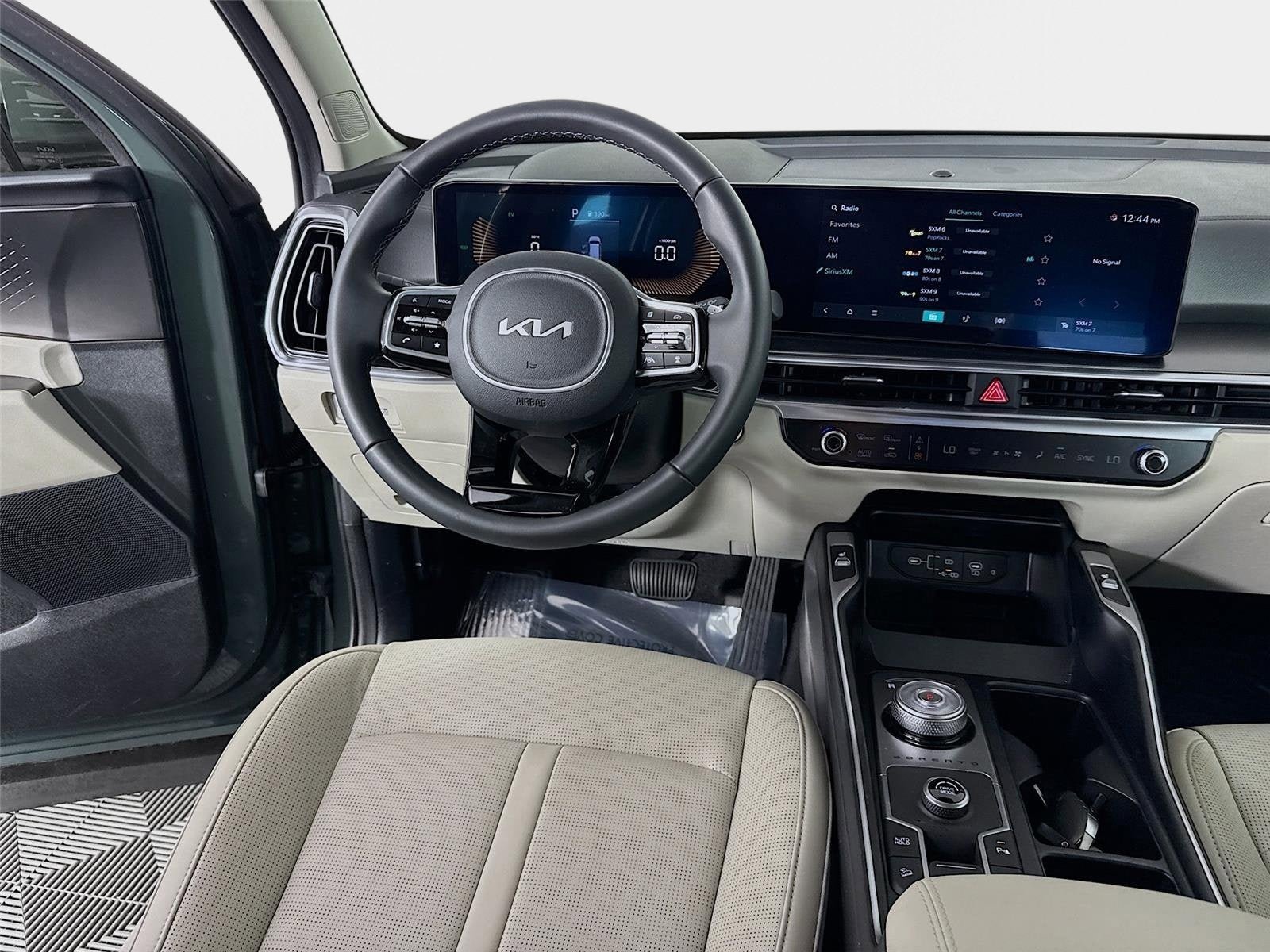 Certified 2025 Kia Sorento EX FWD image 23