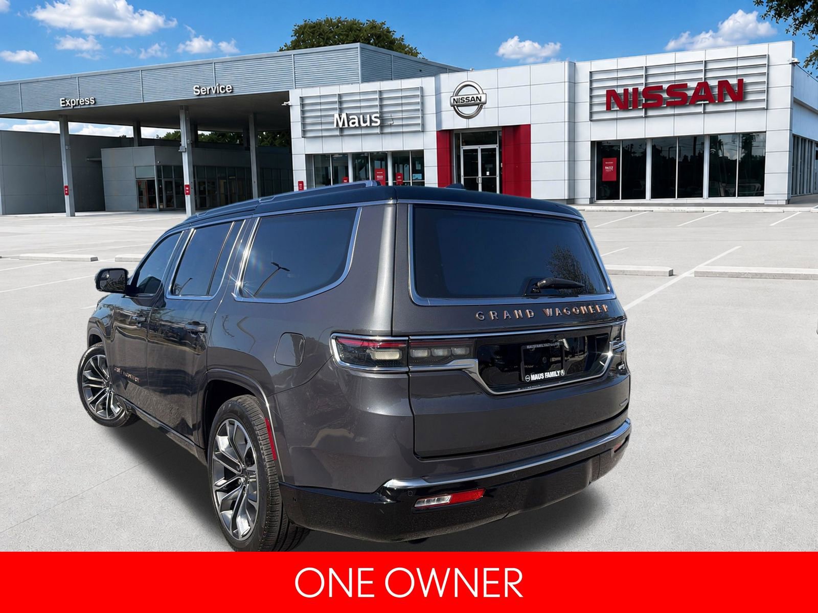 Used 2024 Jeep Grand Wagoneer Series III AWD/4WD image 6