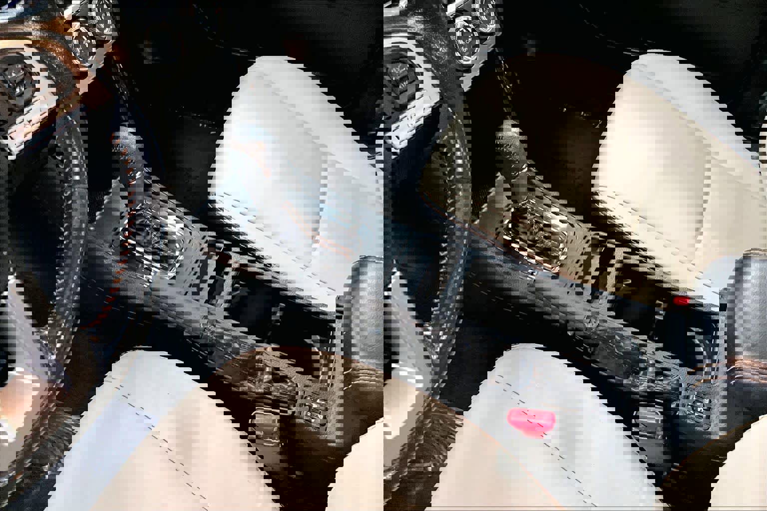 Used 2017 Subaru Crosstrek 2.0i Limited image 16