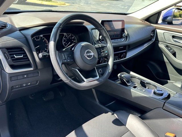 Certified 2023 Nissan Rogue SV w/ SV Premium B Package image 31