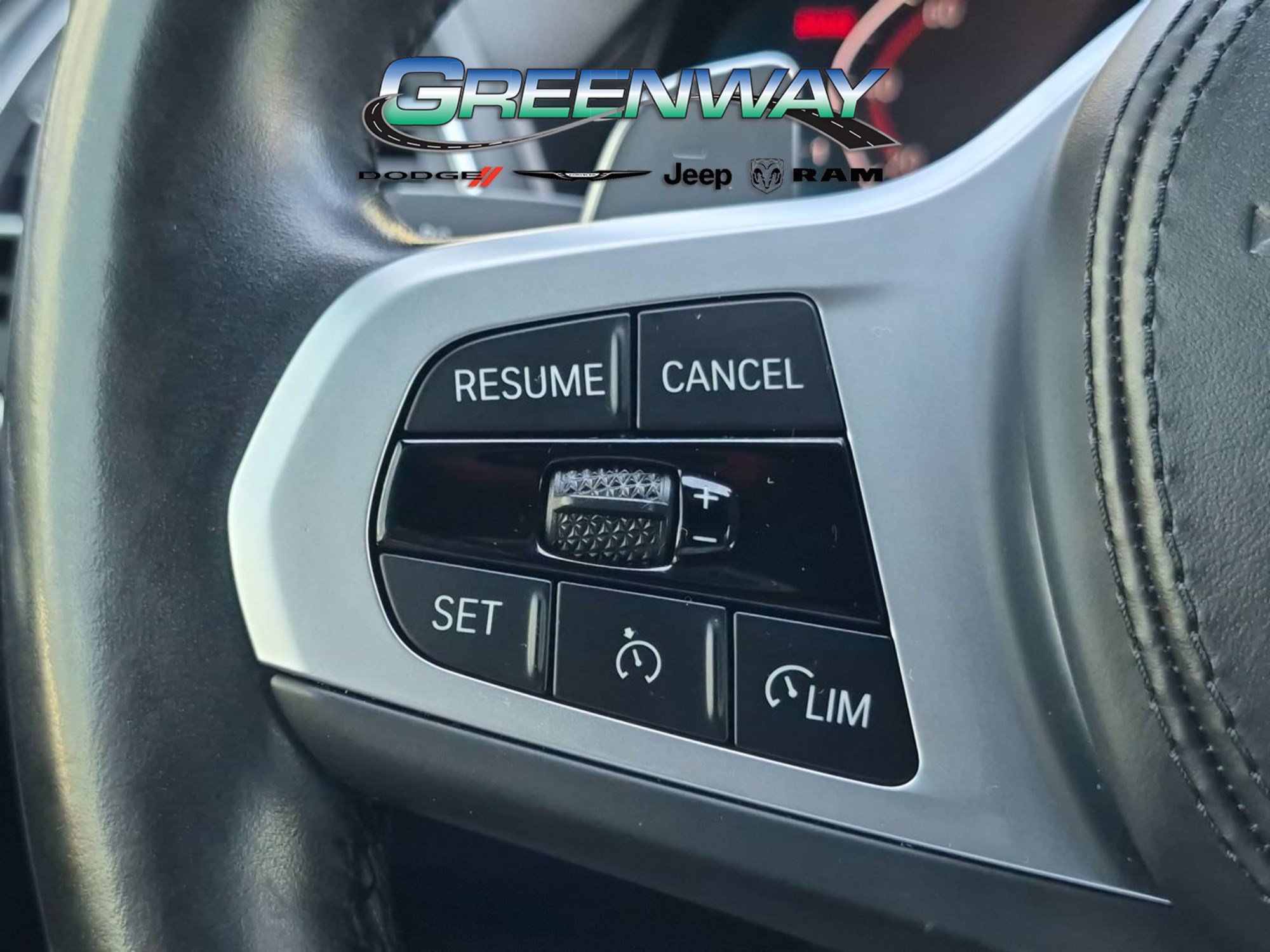 Used 2022 BMW X4 xDrive30i w/ M Sport Package 2 AWD/4WD image 25
