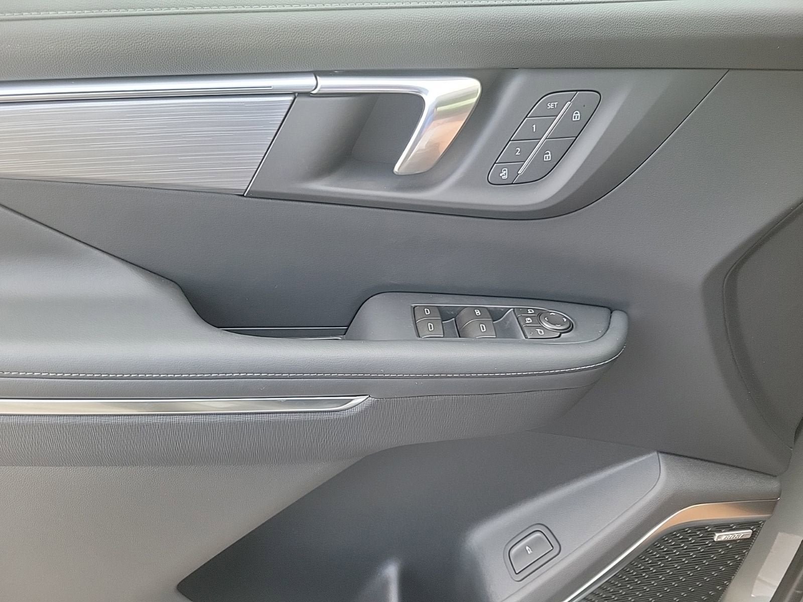 New 2026 Buick Enclave Preferred w/ Power Package FWD image 15