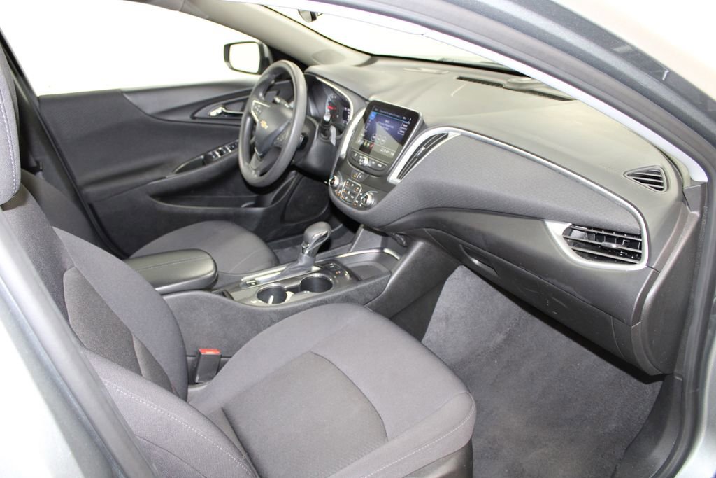 Used 2024 Chevrolet Malibu LT FWD image 27