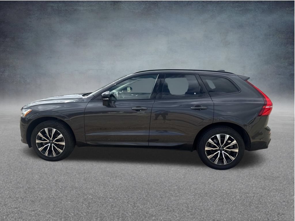 Certified 2025 Volvo XC60 B5 Plus AWD/4WD image 6
