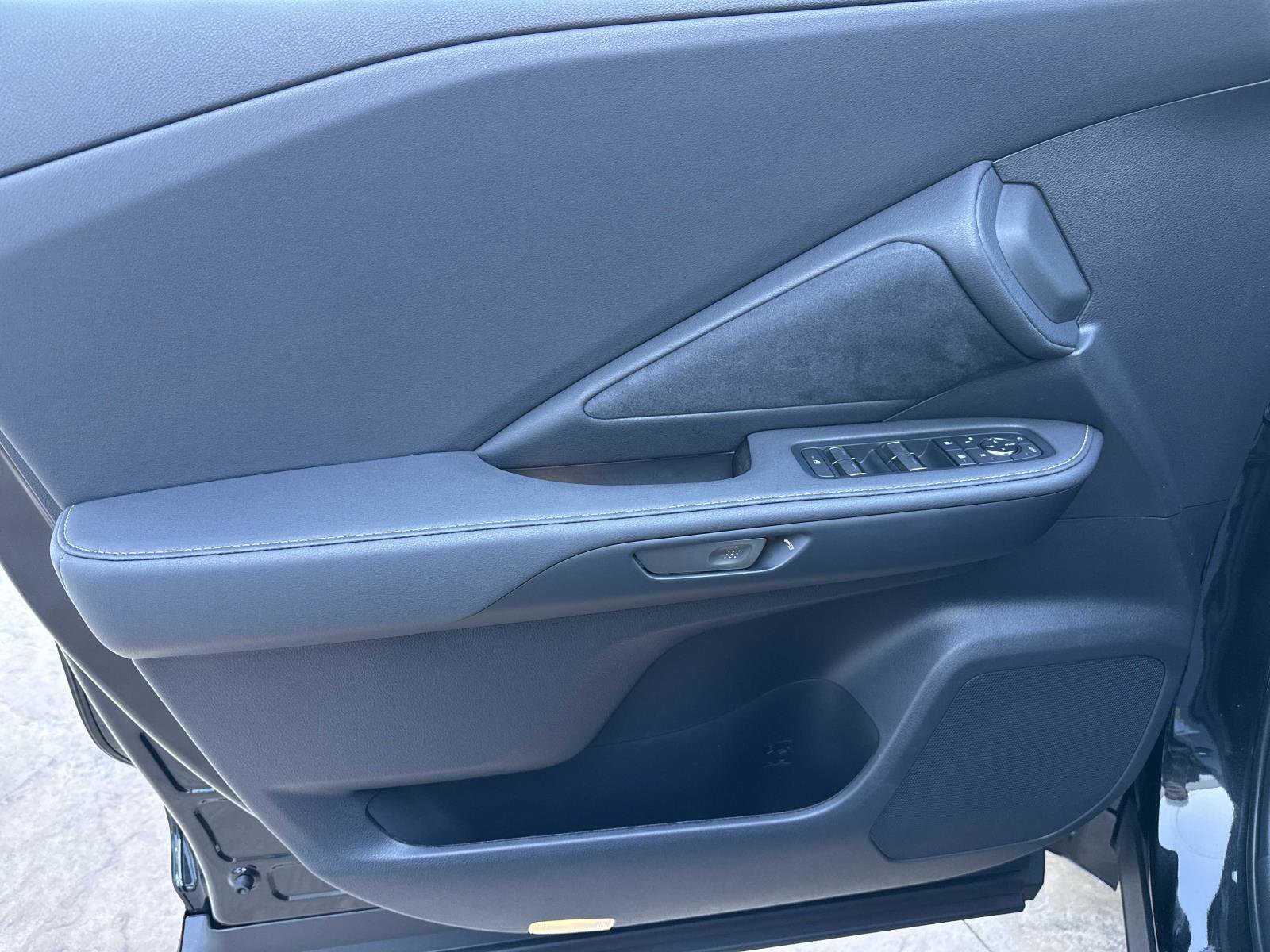 New 2026 Lexus TX 500h AWD image 16