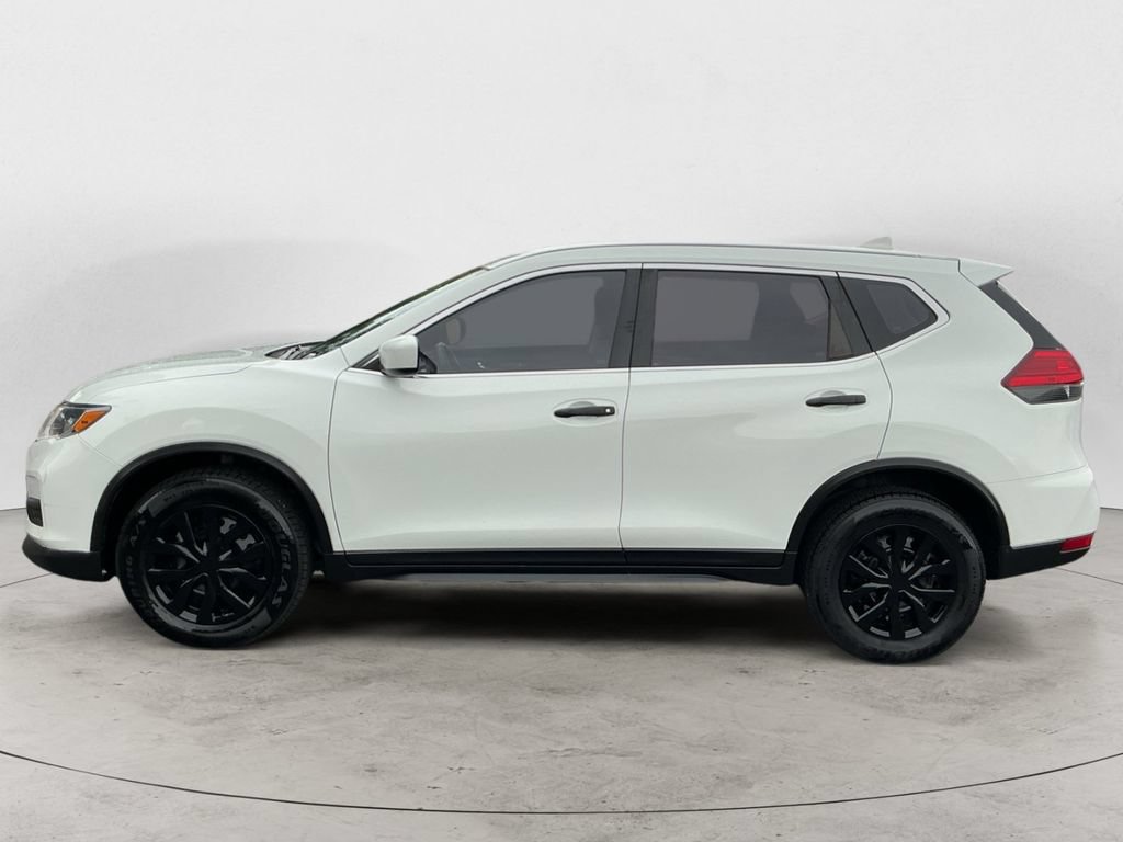 Used 2017 Nissan Rogue S AWD/4WD image 8