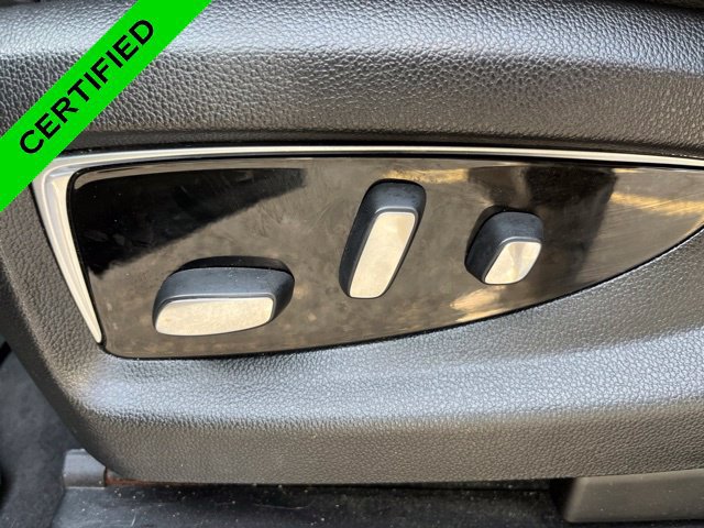 Certified 2019 Cadillac Escalade ESV Luxury w/ Escalade Sport Edition AWD/4WD image 12