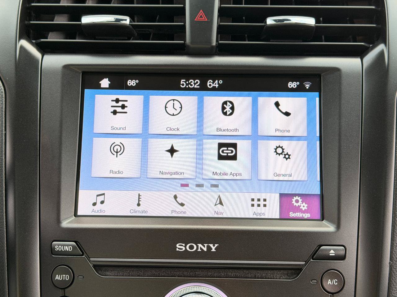 Used 2019 Ford Fusion Energi Titanium FWD image 60