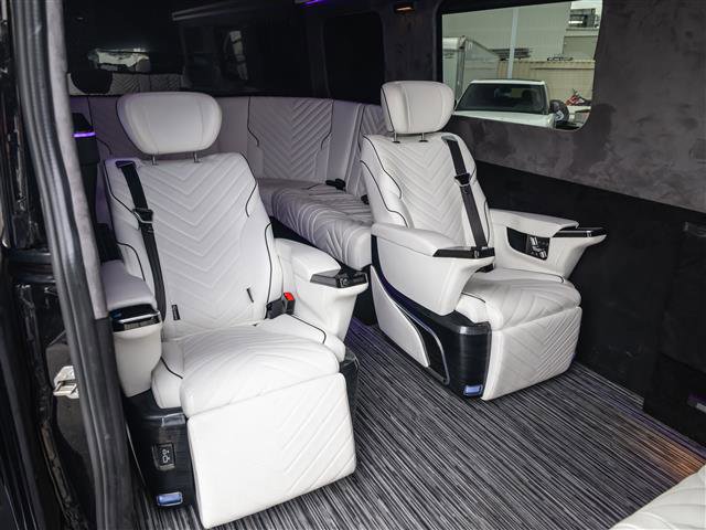 Used 2023 Mercedes-Benz Sprinter 3500 image 21