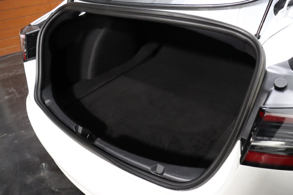 Used 2023 Tesla Model 3 Standard Range RWD image 19