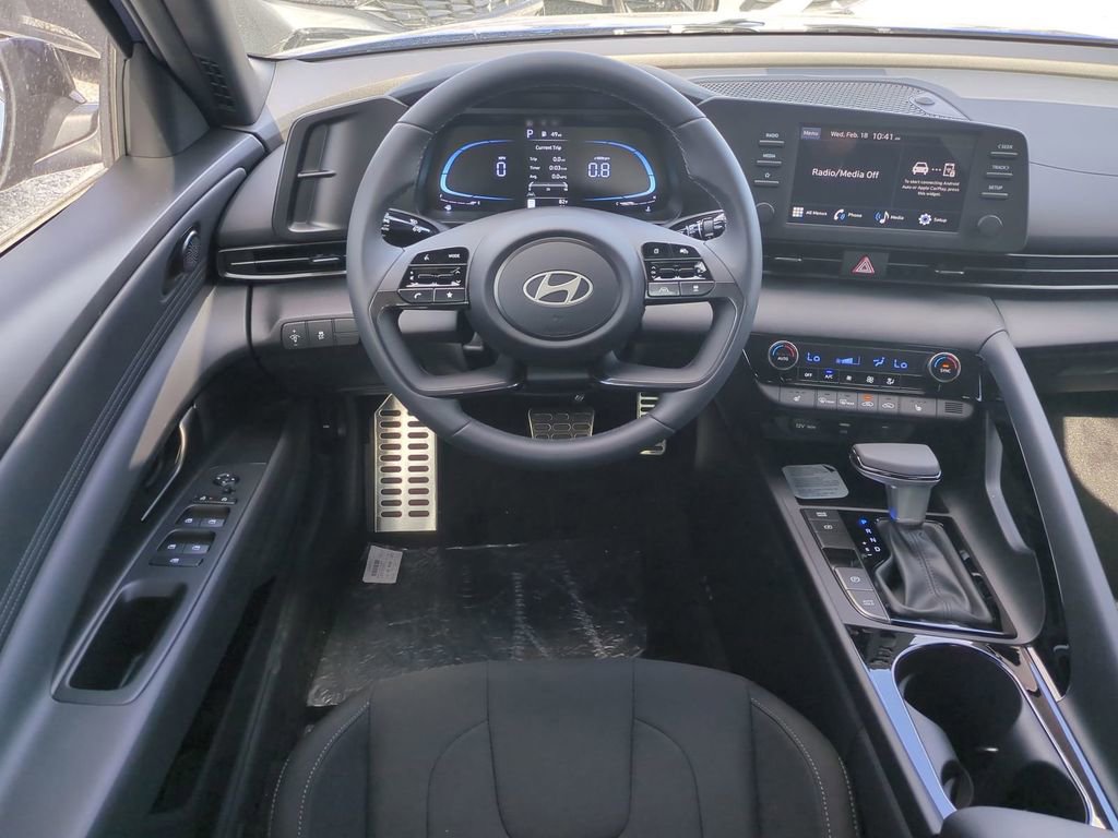 New 2026 Hyundai Elantra SEL Sport image 18