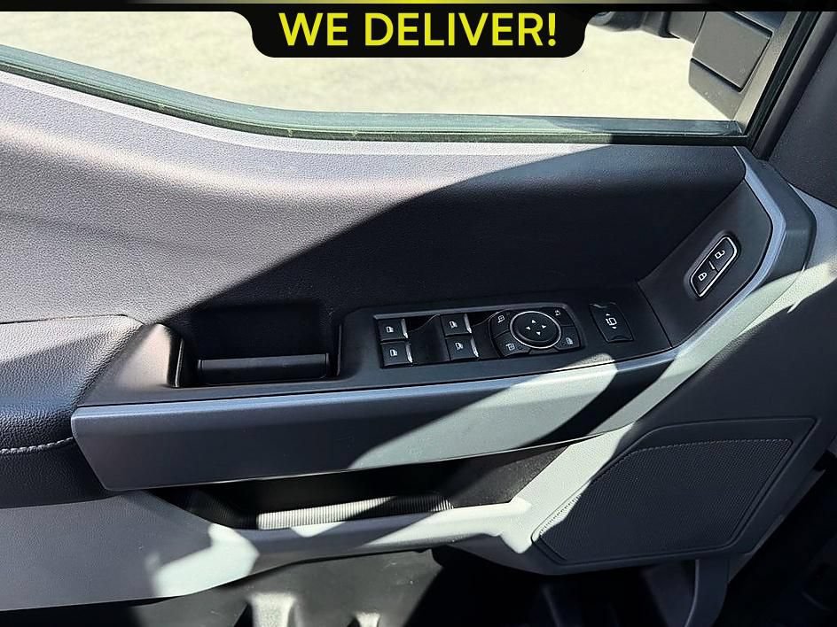 Used 2024 Ford F350 XLT AWD/4WD image 11