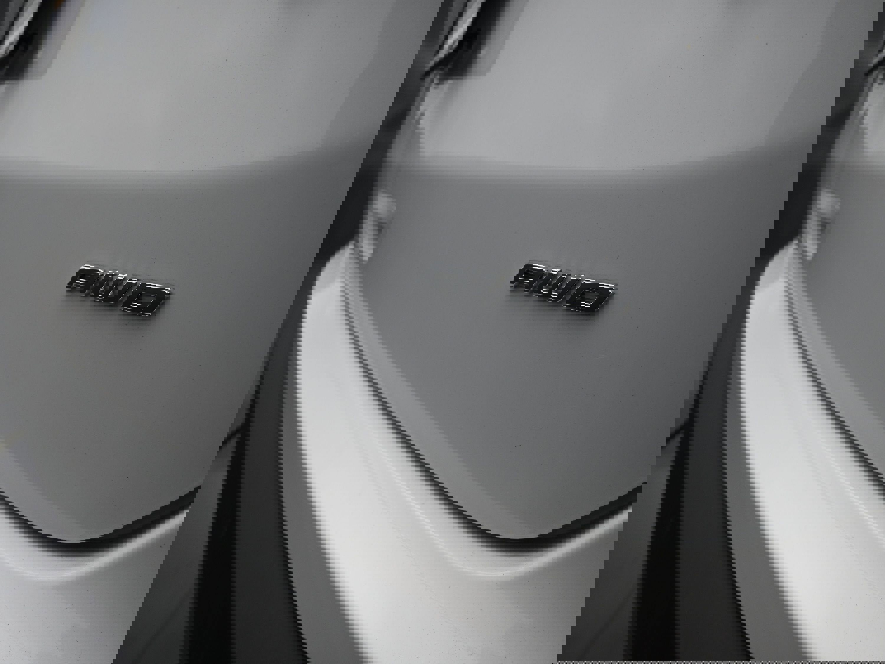 Used 2023 Ford Edge SEL image 29