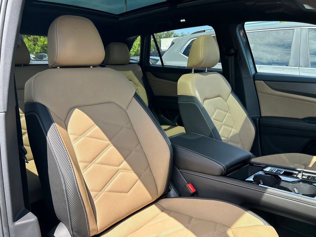 New 2026 Volkswagen Atlas Cross Sport SE FWD image 43