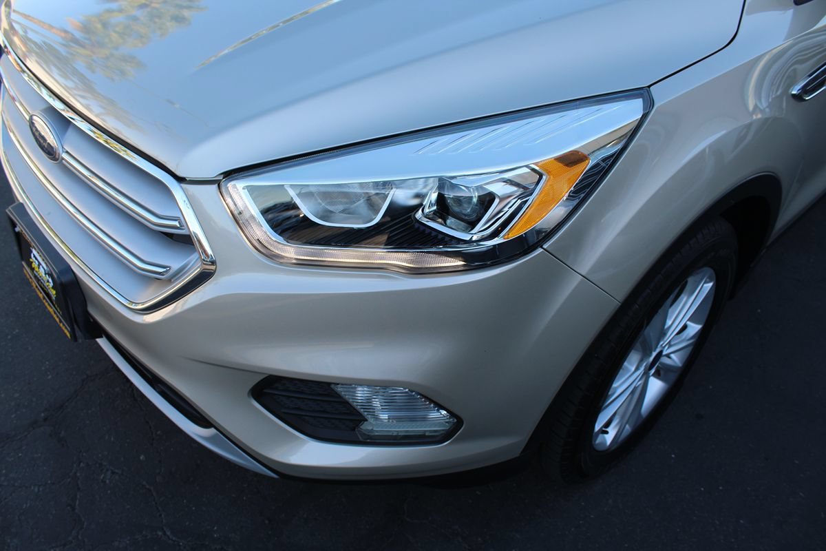 Used 2018 Ford Escape SEL FWD image 10