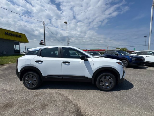 New 2026 Nissan Kicks S FWD image 3