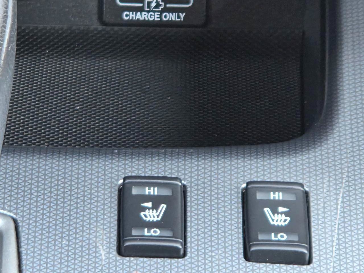 Used 2019 Nissan Pathfinder SL FWD image 23
