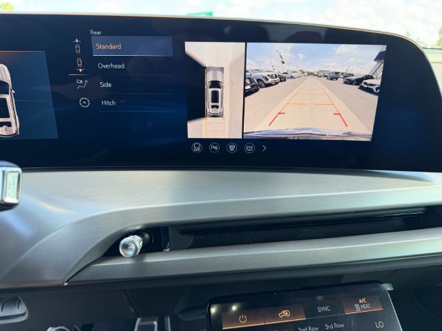 New 2027 Cadillac Vistiq Luxury AWD/4WD image 13
